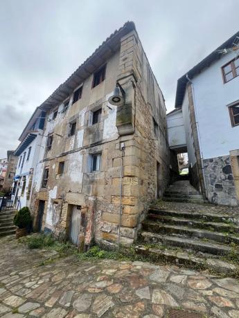 Casa de pueblo en Barrio la Nansa, 448