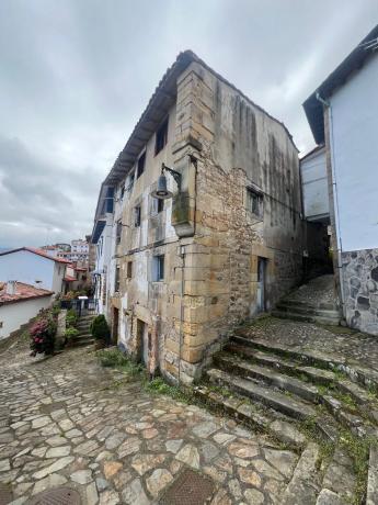 Casa de pueblo en Barrio la Nansa, 448