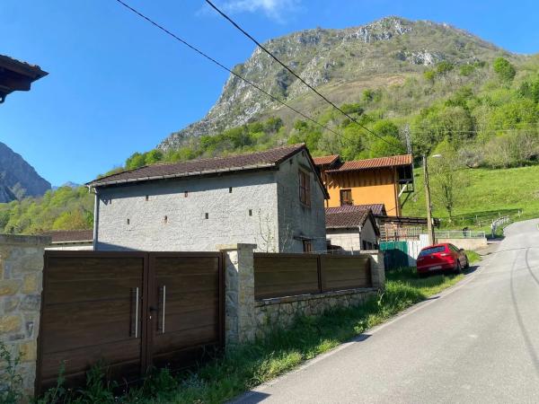 Casa independiente en Aldea Sellaño