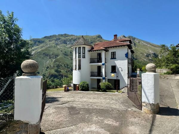 Casa independiente en calle Sames