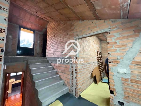 Casa independiente en Lugar Junco