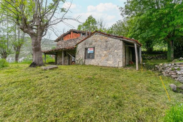 Finca rústica en Lugar Covadonga s/n