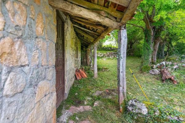 Finca rústica en Lugar Covadonga s/n