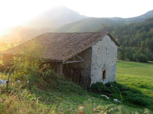 Casa independiente en camino Ardisana, 1