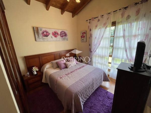 Casa independiente en Vía, 1