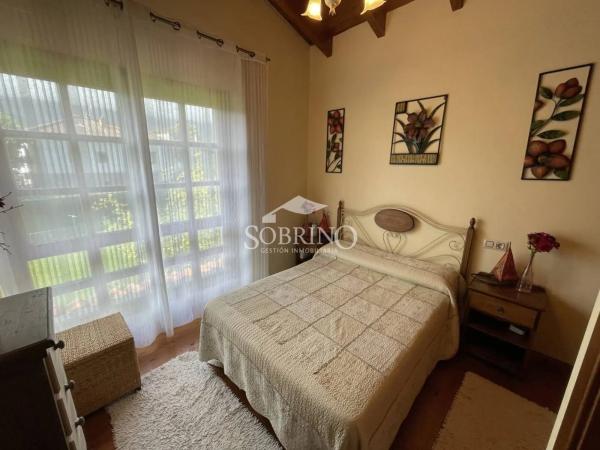 Casa independiente en Vía, 1