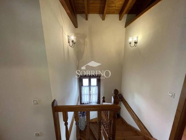 Casa independiente en Vía, 1