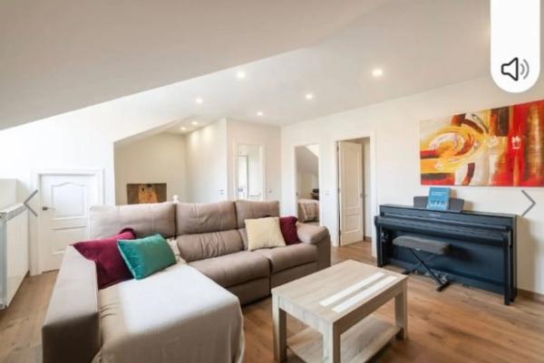 Casa independiente en avenida la paz, 45