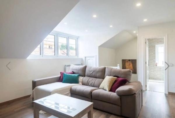 Casa independiente en avenida la paz, 45