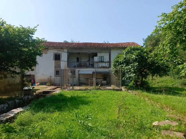 Casa terrera en La Huera de Meres