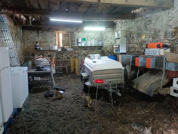 Casa terrera en La Huera de Meres