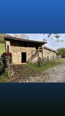 Casa rural en calle Oriente s/n Asturias