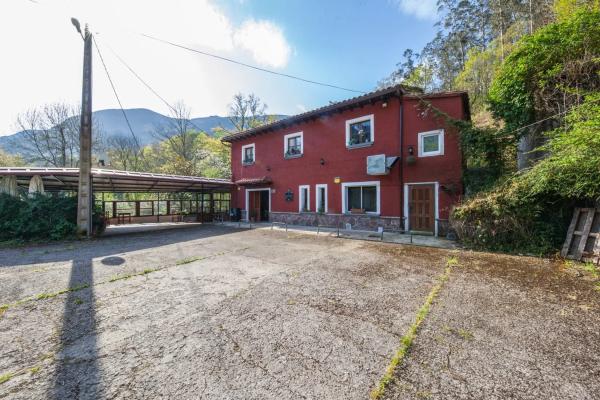 Casa independiente en Caserio Llanuamieva, 105