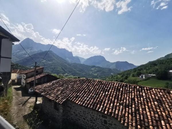 Casa independiente en Lugar Beleño, 71