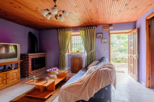 Casa de pueblo en Al Rozapanera