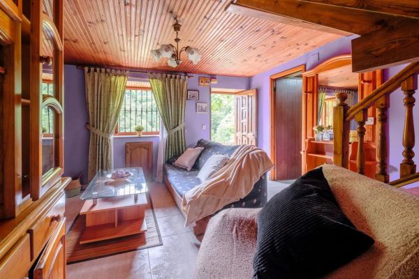 Casa de pueblo en Al Rozapanera