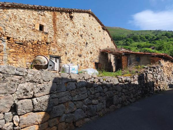 Casa independiente en Lugar Alevia