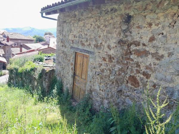 Casa de pueblo en Alevia