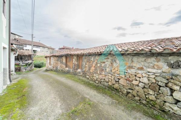Casa independiente en Lugar Cofiño