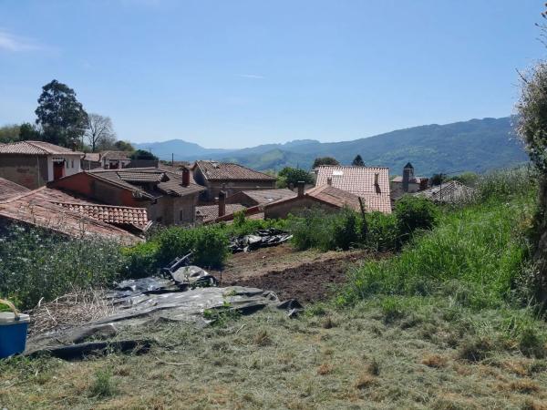 Casa de pueblo en Lugar Alevia, 147