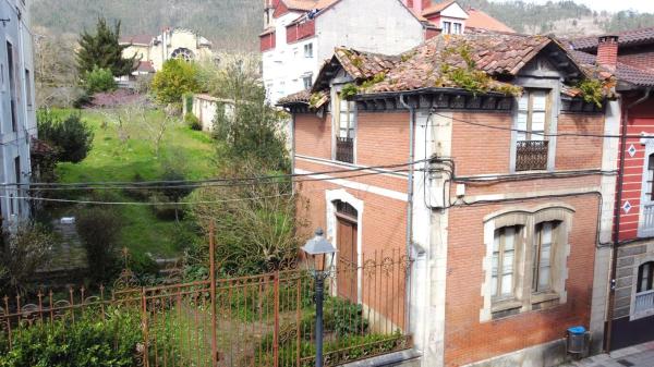 Casa independiente en calle Vistalegre