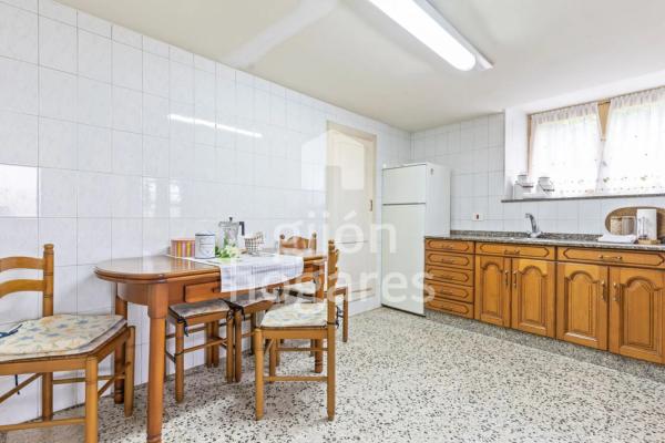 Casa independiente en Lugar Melardi, 44 -34