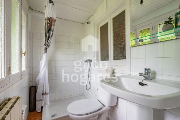 Casa independiente en Lugar Melardi, 44 -34