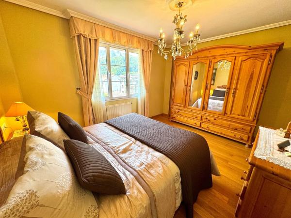 Casa independiente en calle Calzada de Ponga, 15