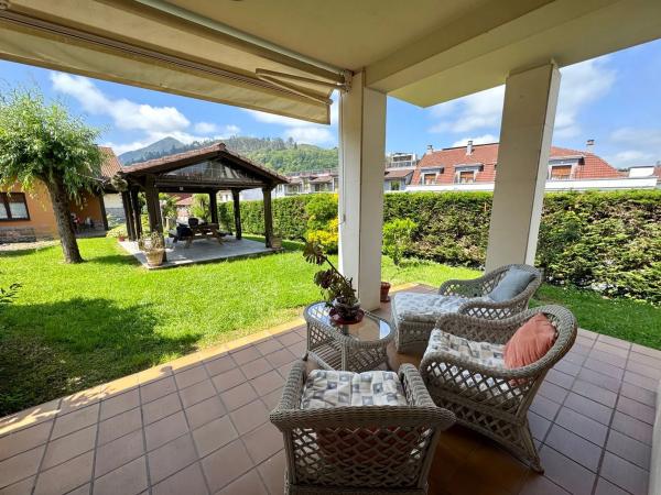Casa independiente en calle Calzada de Ponga, 15