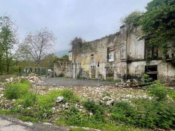 Casa independiente en Vía