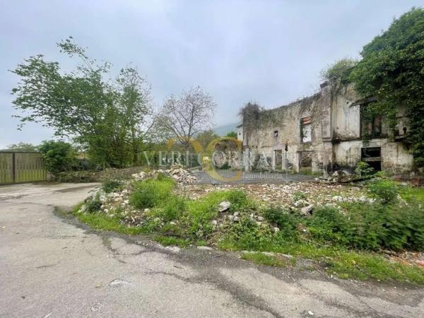 Casa independiente en Vía