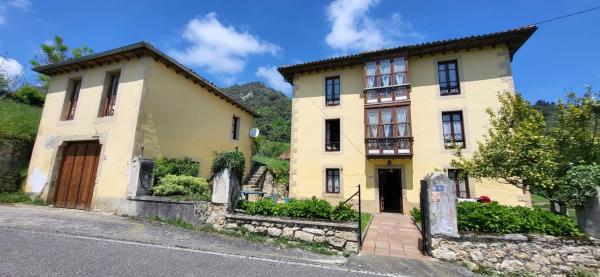 Casa independiente en As-343, 151