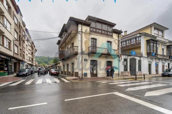 Casa independiente en calle Lueje