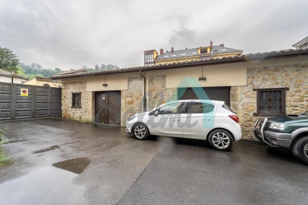 Casa independiente en calle Lueje