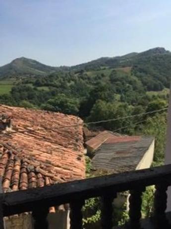 Casa de pueblo en Barrio de la Concha Cimiano s/n