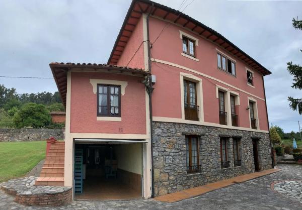 Casa independiente en carretera Ribadesella - Canero