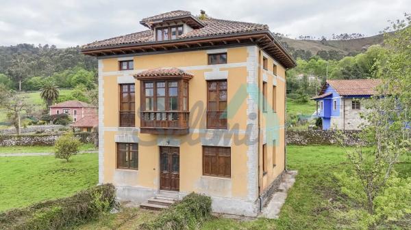 Casa independiente en Lugar Riegu