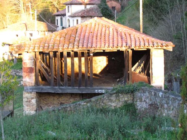 Casa independiente en Cofiño, 20 Poligono
