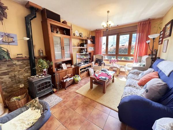 Casa independiente en carretera Peruyes, 35