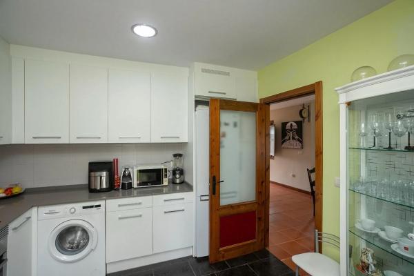 Casa independiente en Puertas - Panes, Por Villanueva