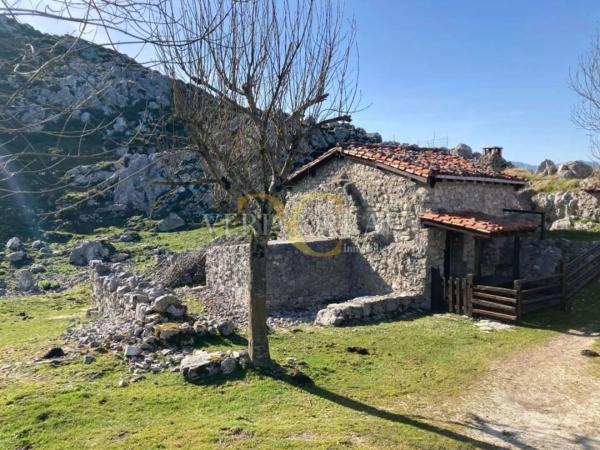Casa independiente en Caserio Arena