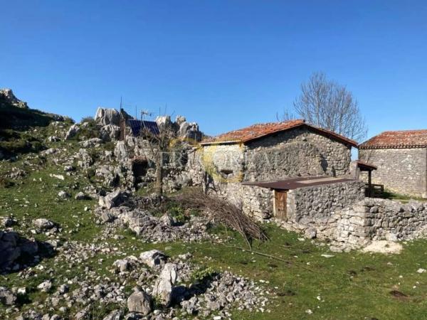 Casa independiente en Caserio Arena