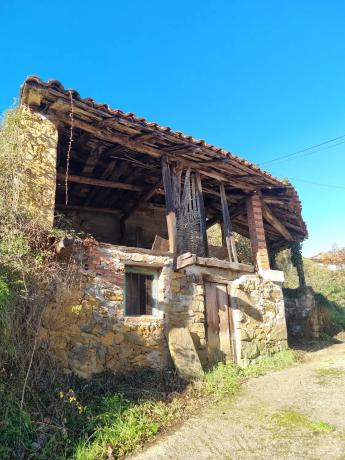 Casa de pueblo en La Areña, 45