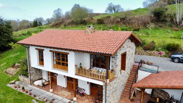 Casa independiente en Robledo de Anayo