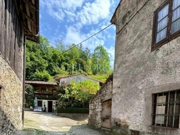 Casa independiente en Lln-5