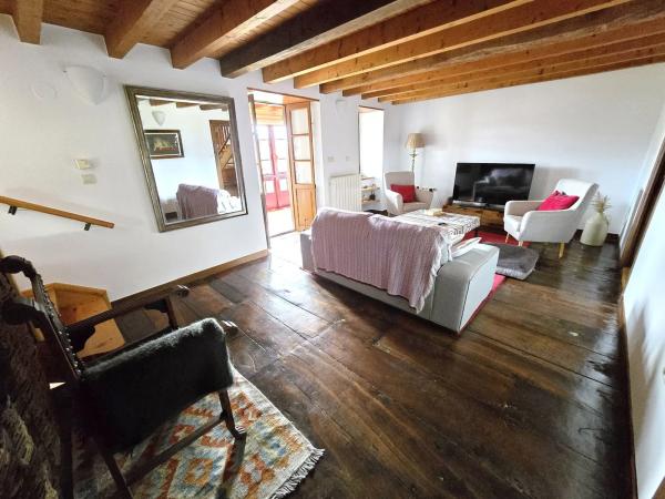 Casa independiente en calle Covadonga