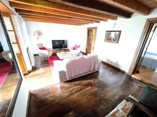 Casa independiente en calle Covadonga