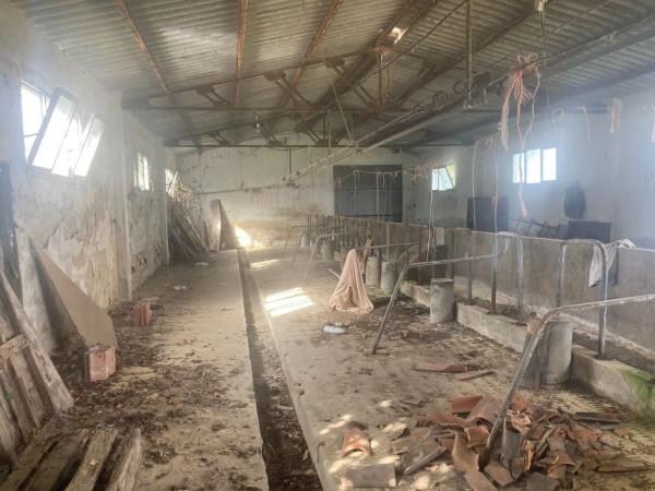 Finca rústica en carretera de Sardedo