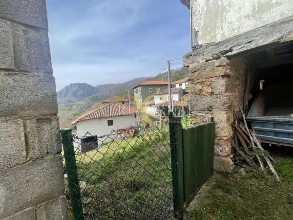 Casa independiente en Vía