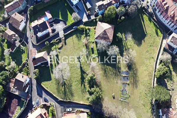 Caserón en calle Lledias, 45 -a